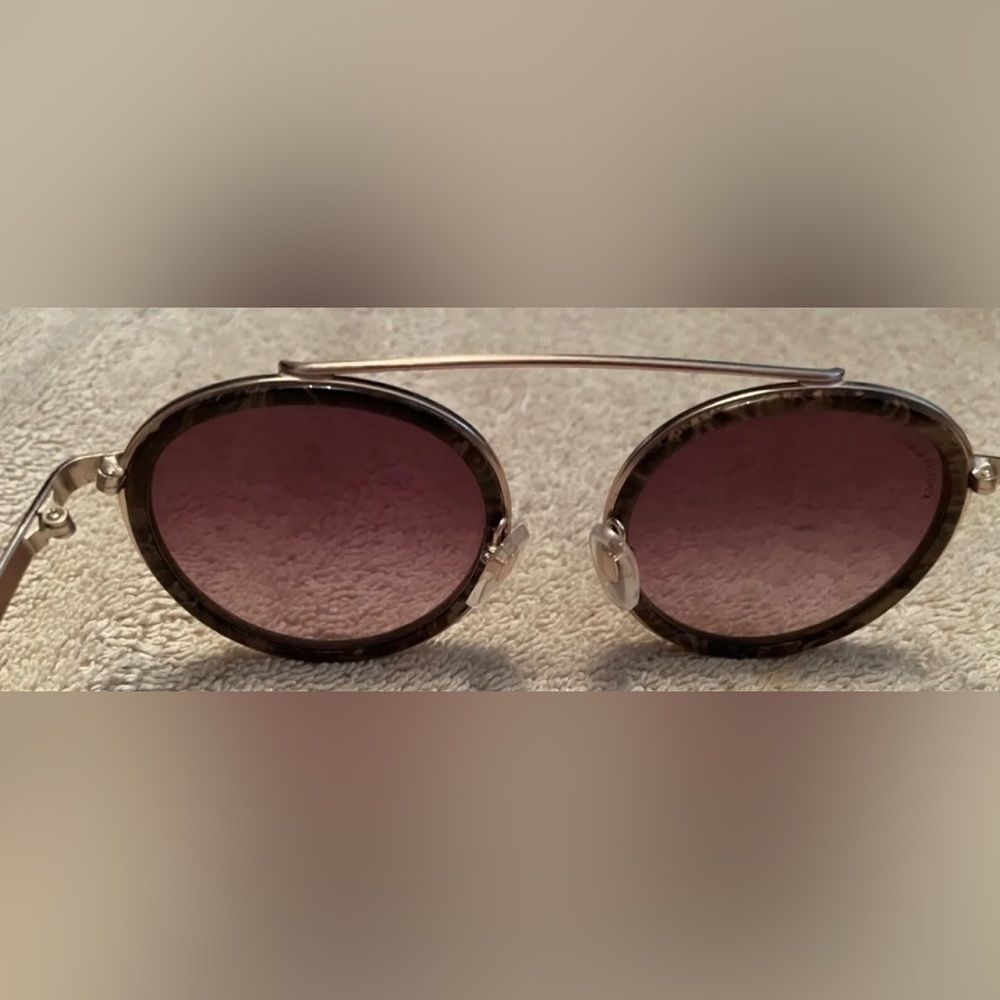 Kingsley Rowe NWOT Women Round Sunglasses Colette WOOD - Picture 7 of 11